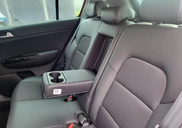 Audi A4 cena 42800 przebieg: 248500, rok produkcji 2012 z Malbork małe 106